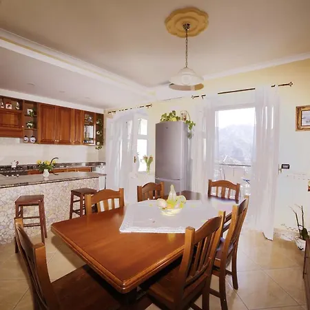 Apartment Casa Lucia